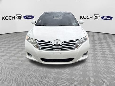 Used 2010 Toyota Venza AWD w/ Comfort Pkg image 2
