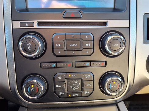 Used 2017 Ford Expedition EL XLT w/ Equipment Group 202A image 12