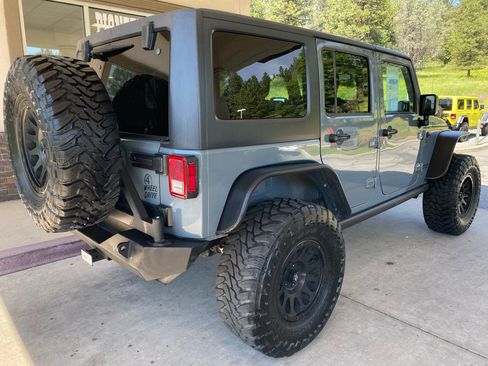 Used 2015 Jeep Wrangler Unlimited Sport AWD/4WD image 7