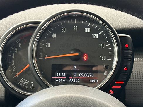 Used 2016 MINI Cooper 2-Door Hardtop FWD image 21