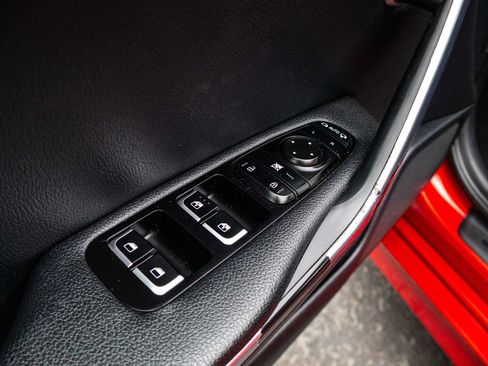 Used 2019 Kia Stinger RWD image 17