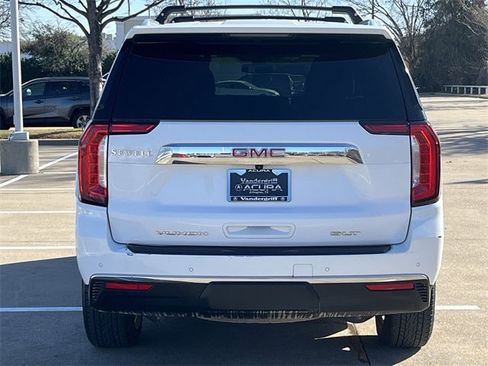 Used 2022 GMC Yukon SLT w/ SLT Premium Package image 5