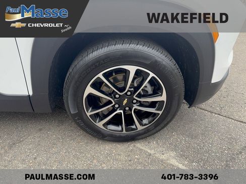 Used 2024 Chevrolet TrailBlazer LT FWD image 23