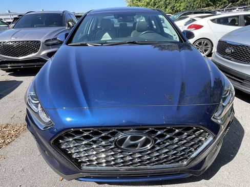 Used 2019 Hyundai Sonata Limited w/ Ultimate Package 04 FWD image 2