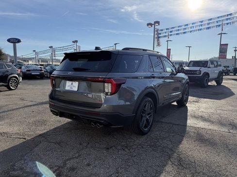 New 2026 Ford Explorer ST image 7