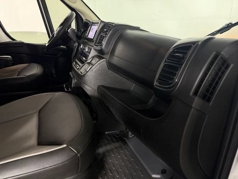 Used 2025 RAM ProMaster 3500 w/ Convenience Group FWD image 28