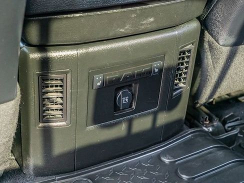 Used 2018 RAM 2500 Laramie w/ Sport Appearance Group image 38