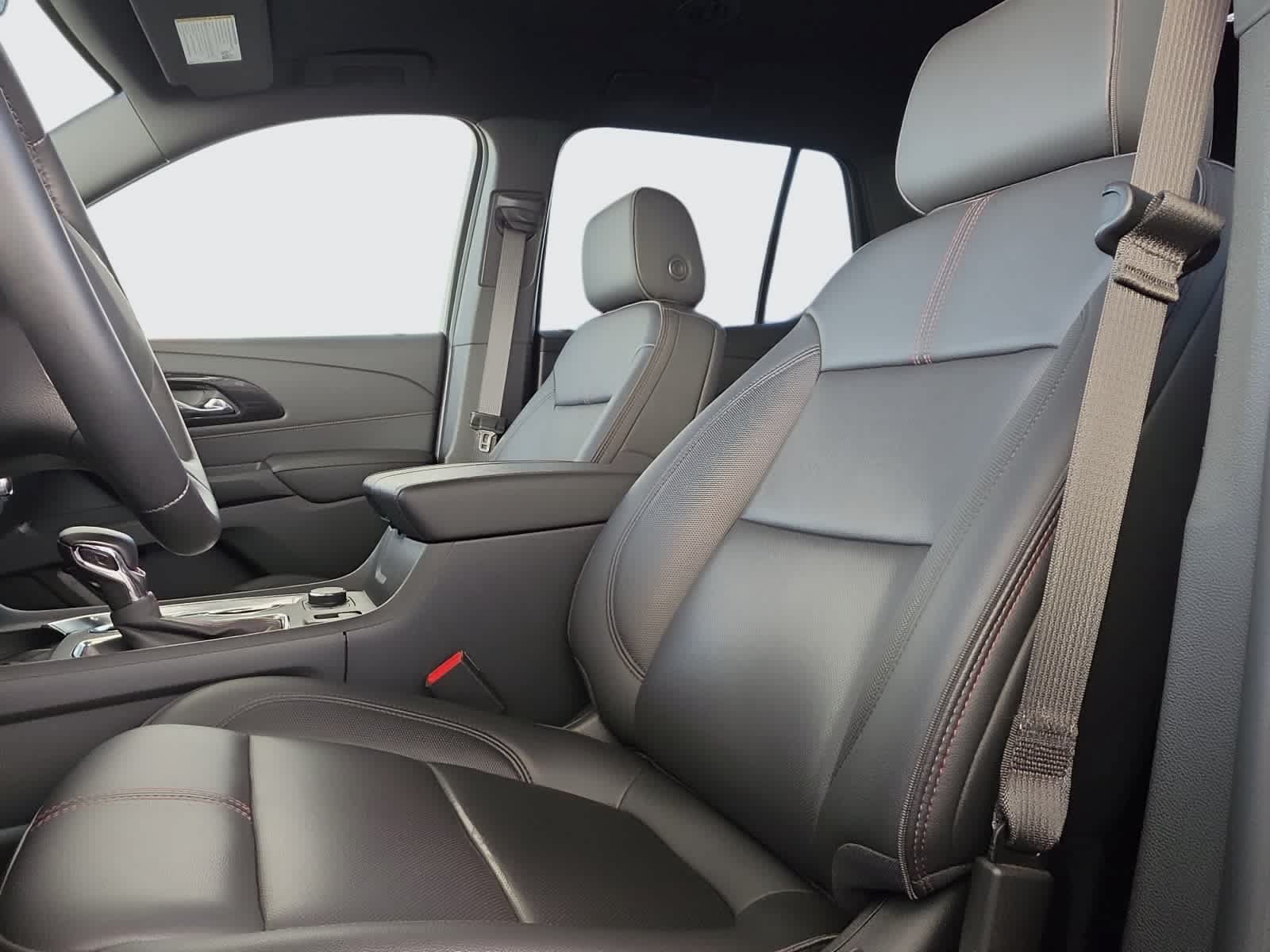 Used 2023 Chevrolet Traverse RS w/ LPO, Floor Liner Package AWD/4WD image 26