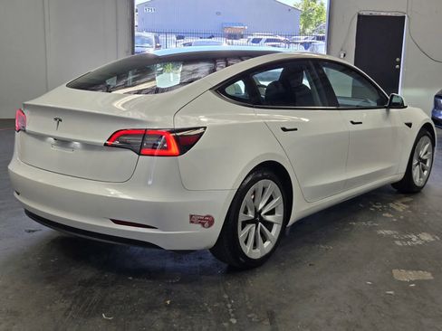 Used 2023 Tesla Model 3 Standard Range RWD image 4