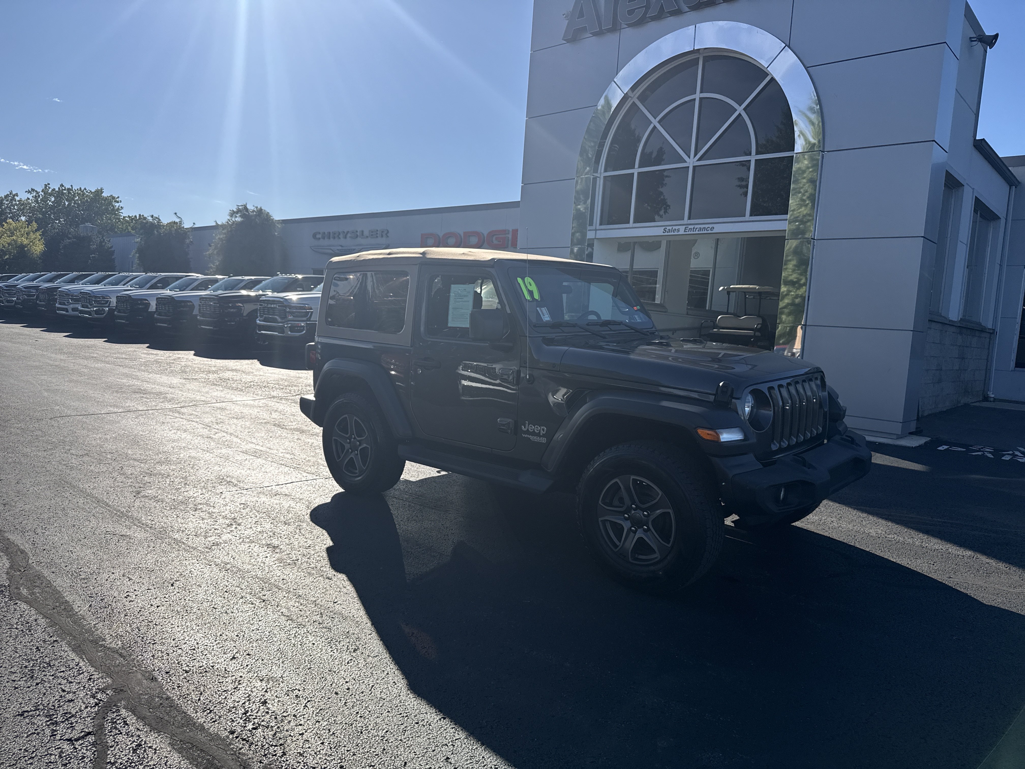 Used 2019 Jeep Wrangler Unlimited Sport S AWD/4WD image 1