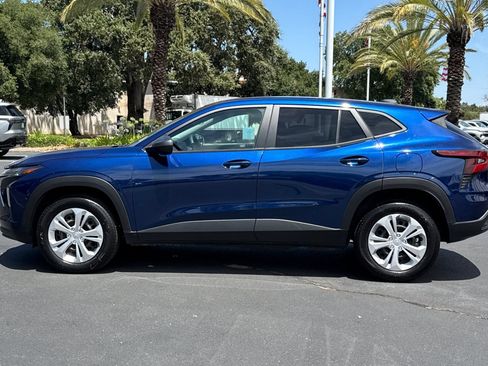 Used 2024 Chevrolet Trax LS FWD image 6