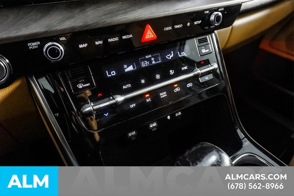 Used 2024 Kia Carnival EX FWD image 39