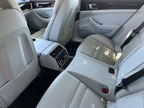 Certified 2023 Porsche Panamera 4S AWD/4WD image 13