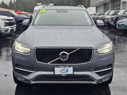 Used 2018 Volvo XC90 T5 Momentum w/ Convenience Package image 2