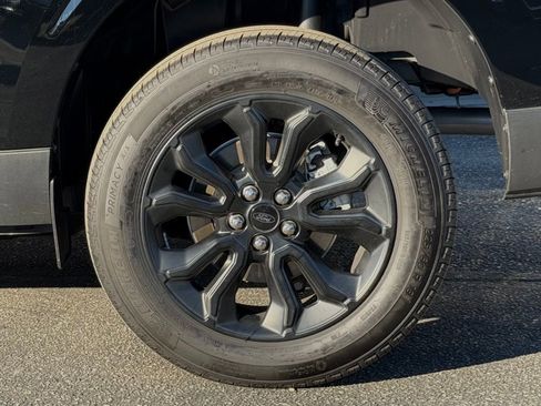 Certified 2024 Ford Maverick XLT w/ XLT Luxury Package image 12