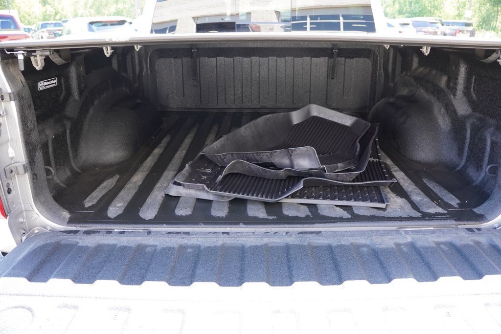 Used 2021 RAM 1500 Laramie AWD/4WD image 21