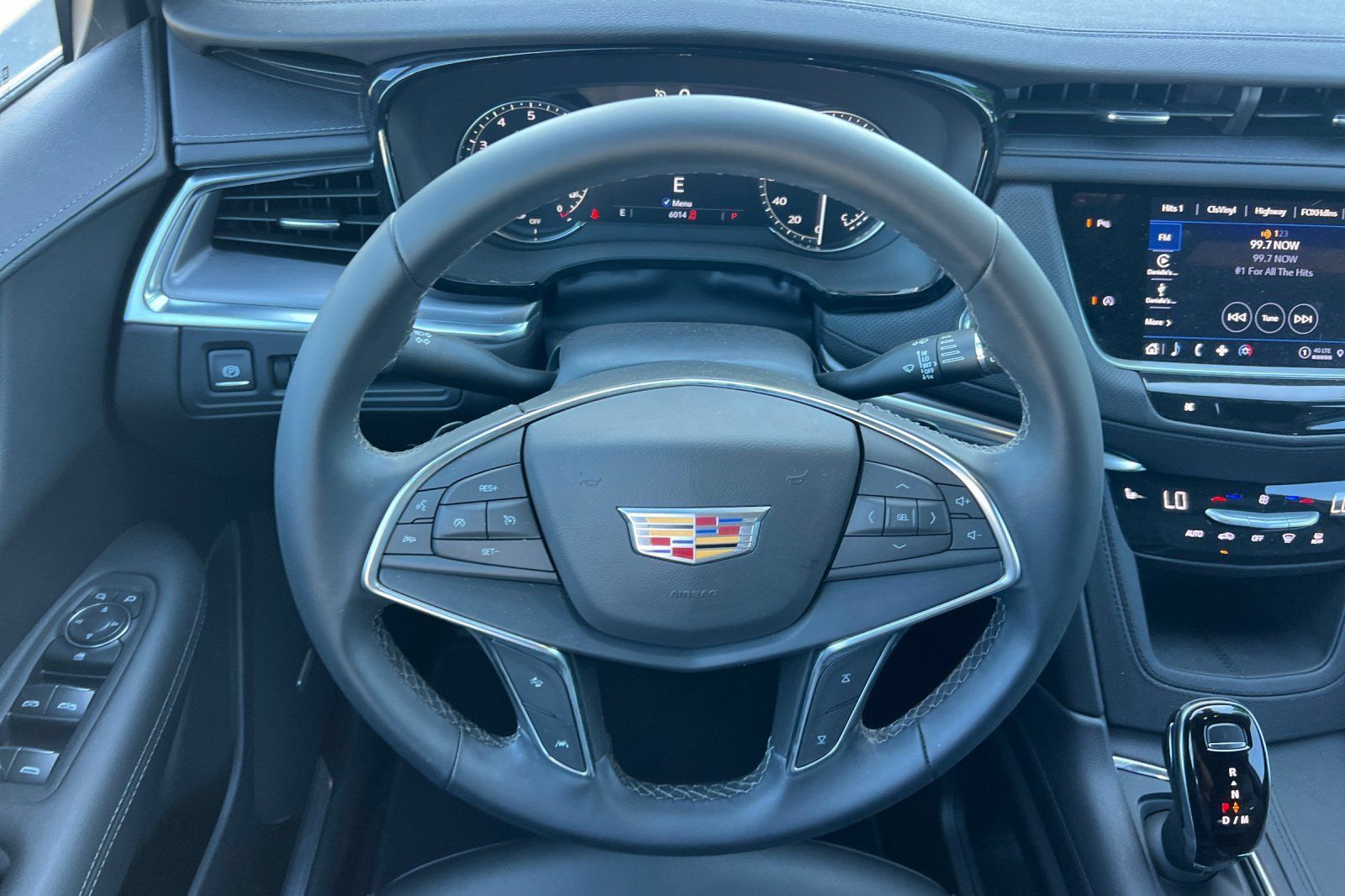 Used 2026 Cadillac XT5 Luxury FWD image 16
