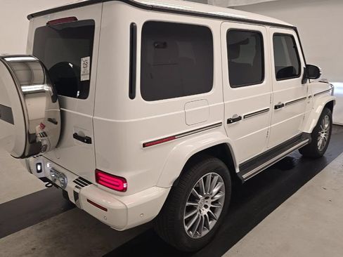 Used 2023 Mercedes-Benz G 550 image 4