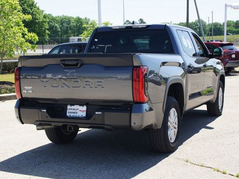 Used 2024 Toyota Tundra SR5 AWD/4WD image 19