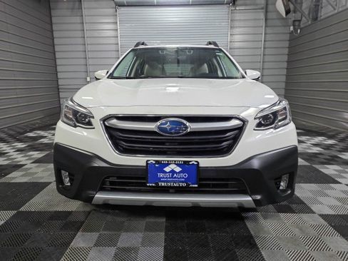 Used 2022 Subaru Outback Limited XT AWD/4WD image 3