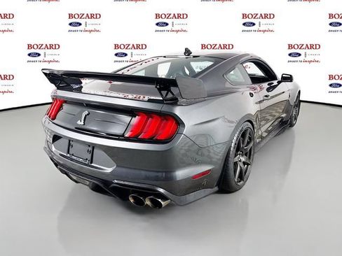 Used 2020 Ford Mustang Shelby GT500 w/ Carbon Fiber Track Pack RWD image 8