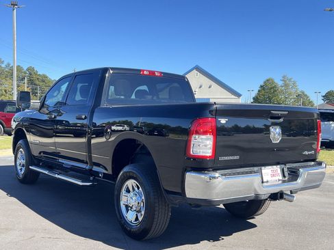 Used 2024 RAM 2500 Big Horn w/ Bed Utility Group image 2