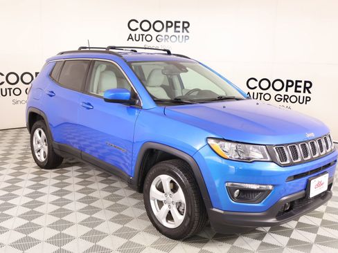 Used 2021 Jeep Compass Latitude w/ Driver Assistance Group AWD/4WD image 1