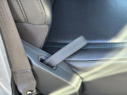 Used 2023 Jeep Wrangler Unlimited Rubicon 4xe image 36