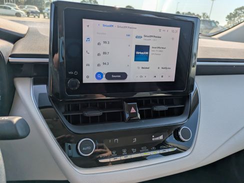 Certified 2023 Toyota Corolla LE image 15