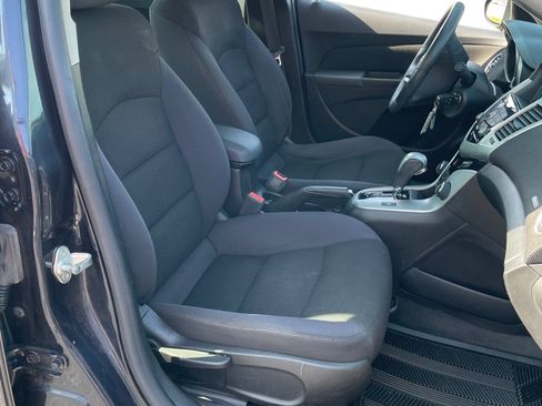 Used 2014 Chevrolet Cruze LT FWD image 21