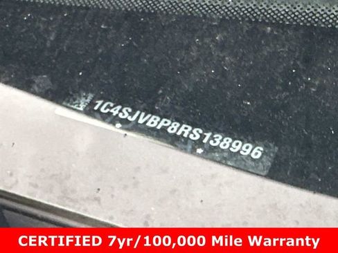 Certified 2024 Jeep Wagoneer Series II w/ Flexible Seating Group image 6