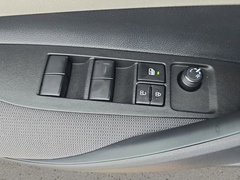 New 2026 Toyota Corolla LE FWD image 27