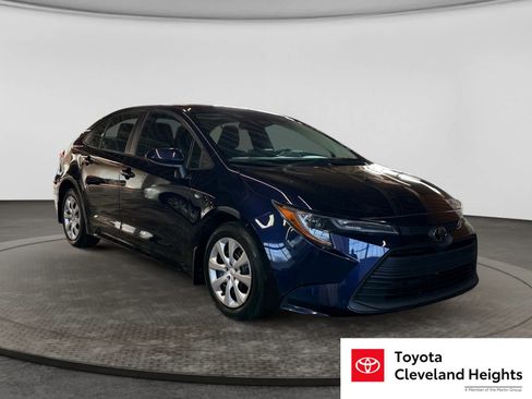Used 2024 Toyota Corolla LE FWD image 3