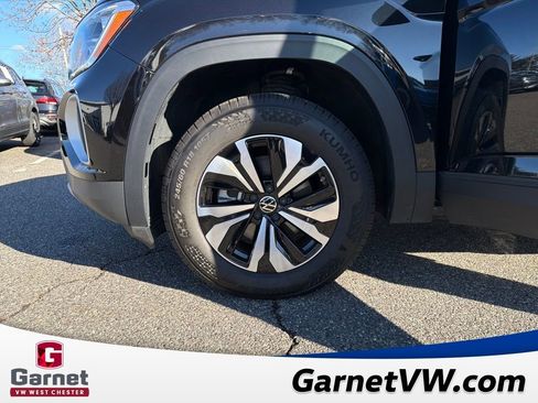 Certified 2025 Volkswagen Atlas SE image 26