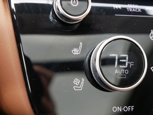 Certified 2023 INFINITI QX60 Sensory w/ Vision Package AWD/4WD image 28