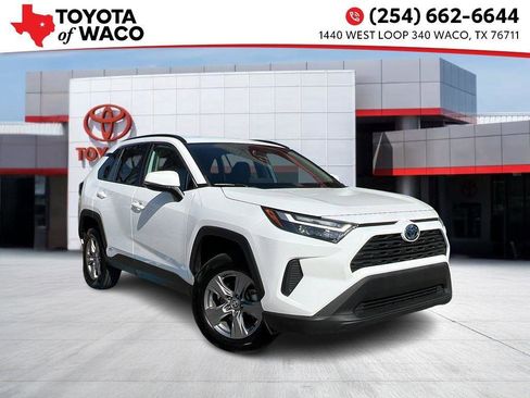 Used 2022 Toyota RAV4 XLE image 1