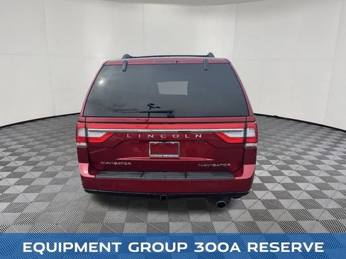 Used 2017 Lincoln Navigator Reserve AWD/4WD image 5