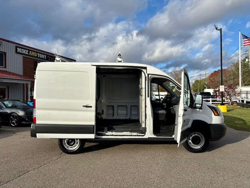 Used 2015 Ford Transit 250 130 Medium Roof image 5