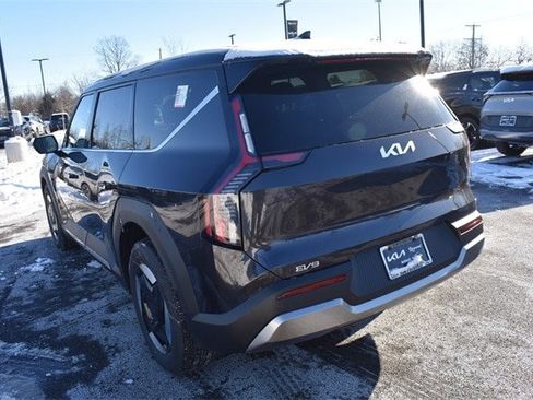 New 2026 Kia EV9 Light image 6