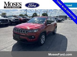 Used 2025 Jeep Compass Latitude image 1
