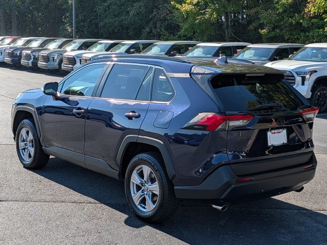 Used 2022 Toyota RAV4 XLE w/ Convenience Package AWD/4WD image 5