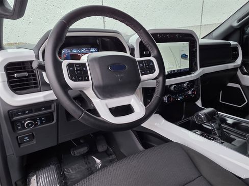 Used 2023 Ford F150 XLT w/ Equipment Group 302A High image 5