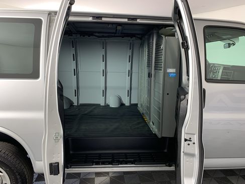 Used 2024 Chevrolet Express 2500 w/ Driver Convenience Package RWD image 27