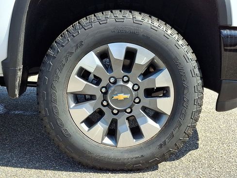 New 2026 Chevrolet Silverado 2500 Custom w/ Custom Convenience Package image 5