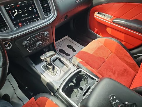 Used 2021 Dodge Charger Scat Pack w/ Dynamics Package RWD image 24