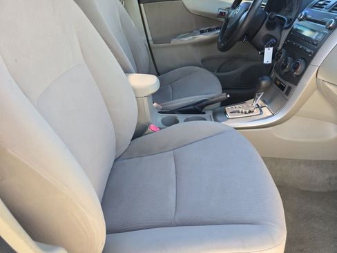 Used 2011 Toyota Corolla LE image 20