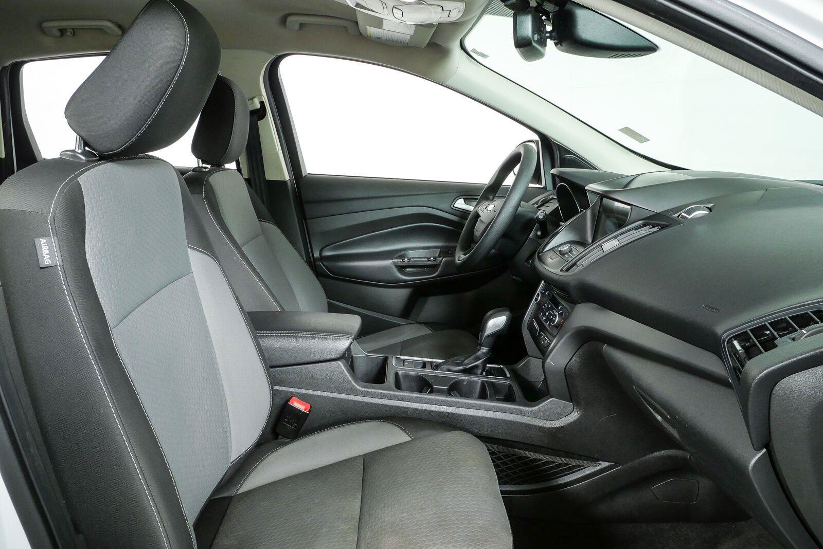 Used 2019 Ford Escape SE FWD image 20