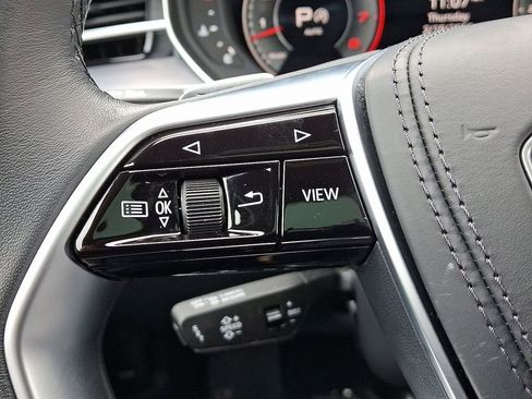 Used 2023 Audi A8 L 3.0T w/ Comfort Plus Package image 23