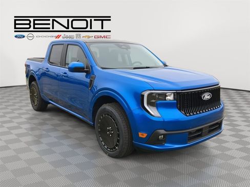 New 2026 Ford Maverick Lobo image 3