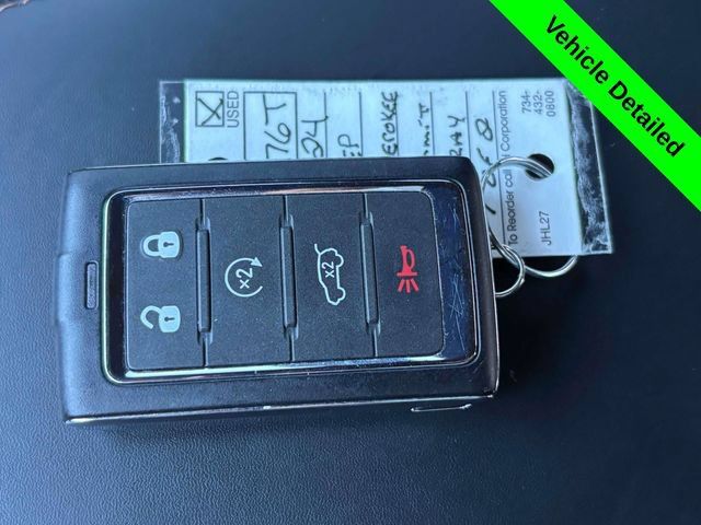Used 2024 Jeep Grand Cherokee Summit AWD/4WD image 27